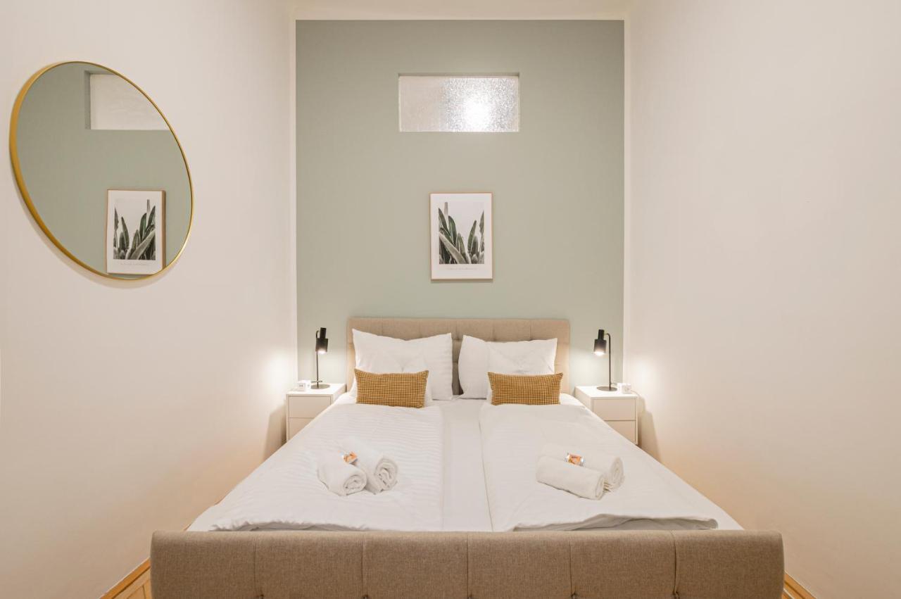 Charming Apt Perfect For 4-6 Tram, Self-Checkin فيينا المظهر الخارجي الصورة